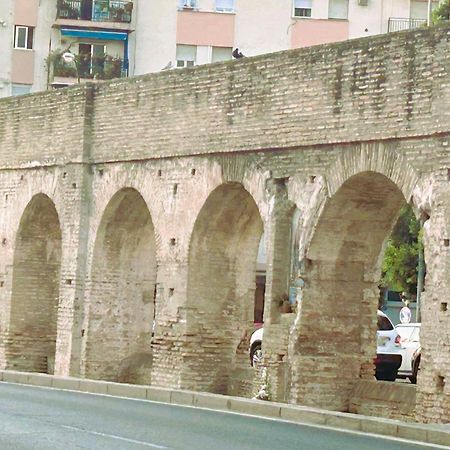 Апартаменты Puerta Carmona Севилья Экстерьер фото
